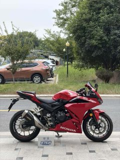 Honda CBR400R - ფოტო 1