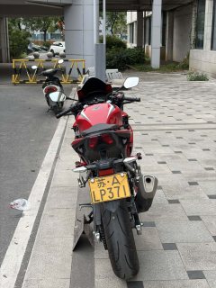 Honda CBR400R - ფოტო 5