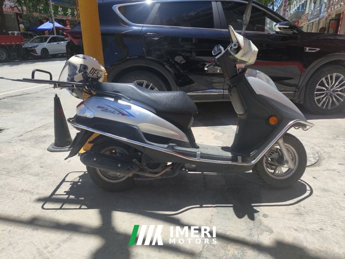 Haojue New Yuexing 125 - motorcycle from China