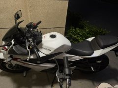 Haojue Suzuki GSX250R - ფოტო 4