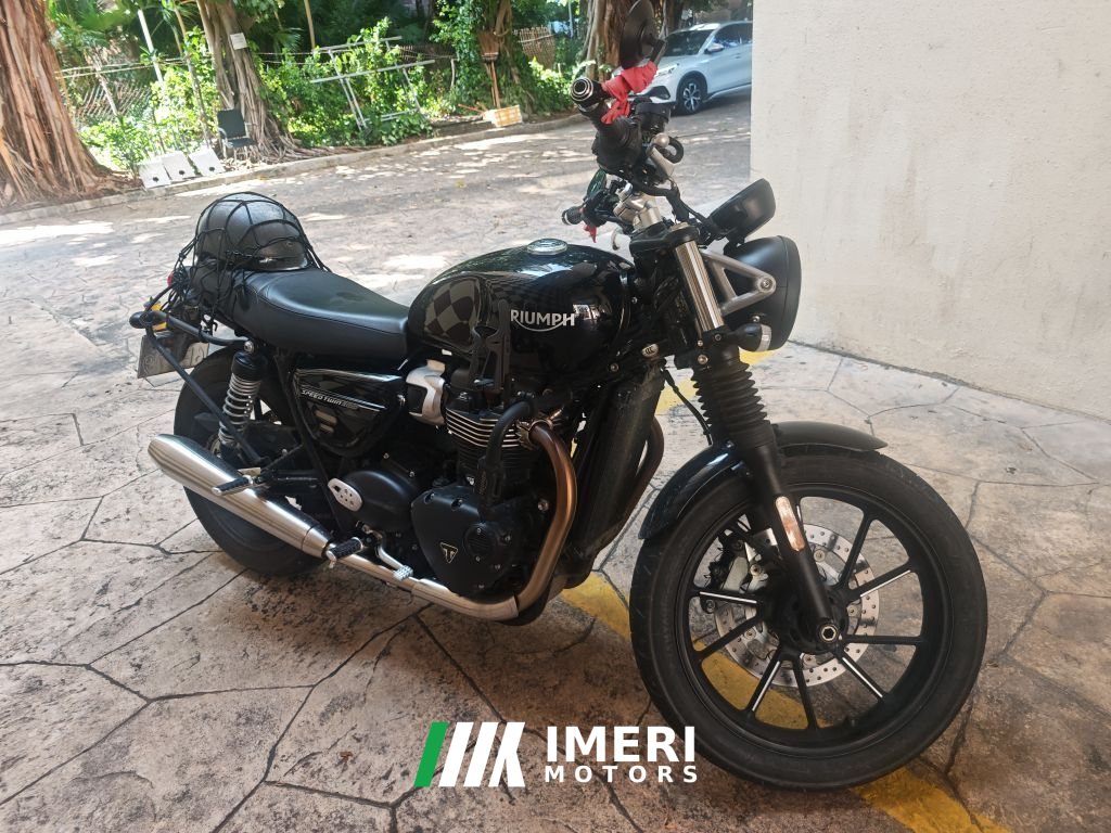 2022 Triumph Street Twin 900 cc
