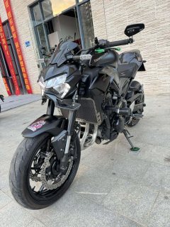 Kawasaki Z900 950 cc - ფოტო 1
