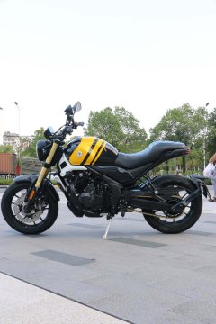 Voge 500AC - ფოტო 1