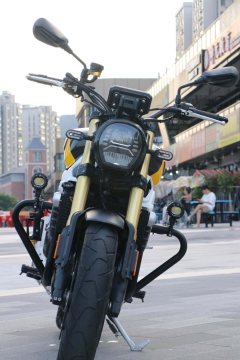 Voge 500AC - ფოტო 7