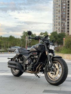 Voge CU525 500 cc - ფოტო 1