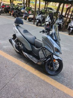 QJMOTOR Hong 150 - ფოტო 1