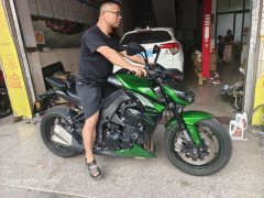 Kawasaki Z1000 - ფოტო 2