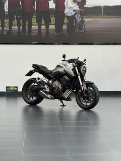 Honda CB650R - ფოტო 1