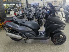 Peugeot METROPOLIS 400 cc - ფოტო 5