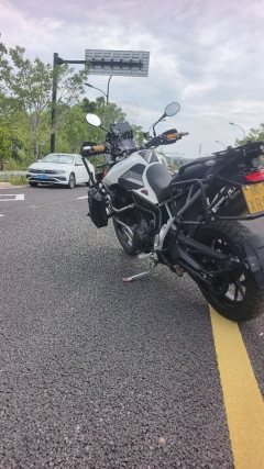 Triumph Tiger 900 - ფოტო 2