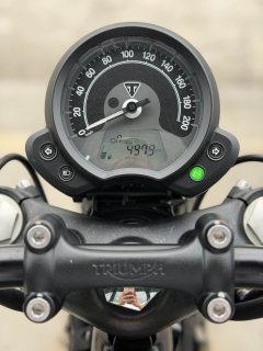 Triumph Bonneville Bobber 1200 cc - ფოტო 4