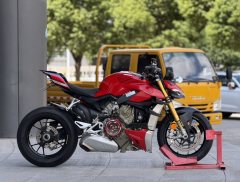 Ducati Street Fighter V4 1100 cc - ფოტო 1
