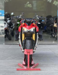 Ducati Street Fighter V4 1100 cc - ფოტო 2