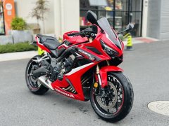Honda CBR650R - ფოტო 1
