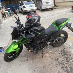 Kawasaki Z400 - ფოტო 1