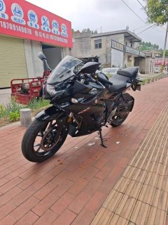 Haojue Suzuki GSX250R - ფოტო 4