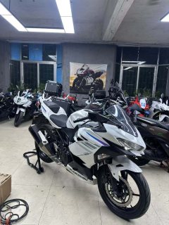 Kawasaki Ninja 400 - ფოტო 2