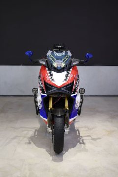 Yamaha XMAX 300 cc - ფოტო 2