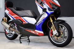 Yamaha XMAX 300 cc - ფოტო 9