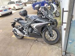 Honda CBR400R - ფოტო 2