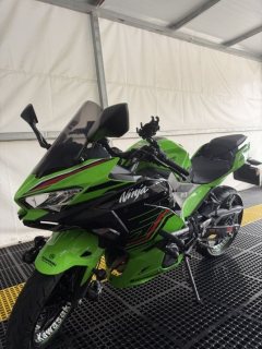 Kawasaki Ninja 400 - ფოტო 2