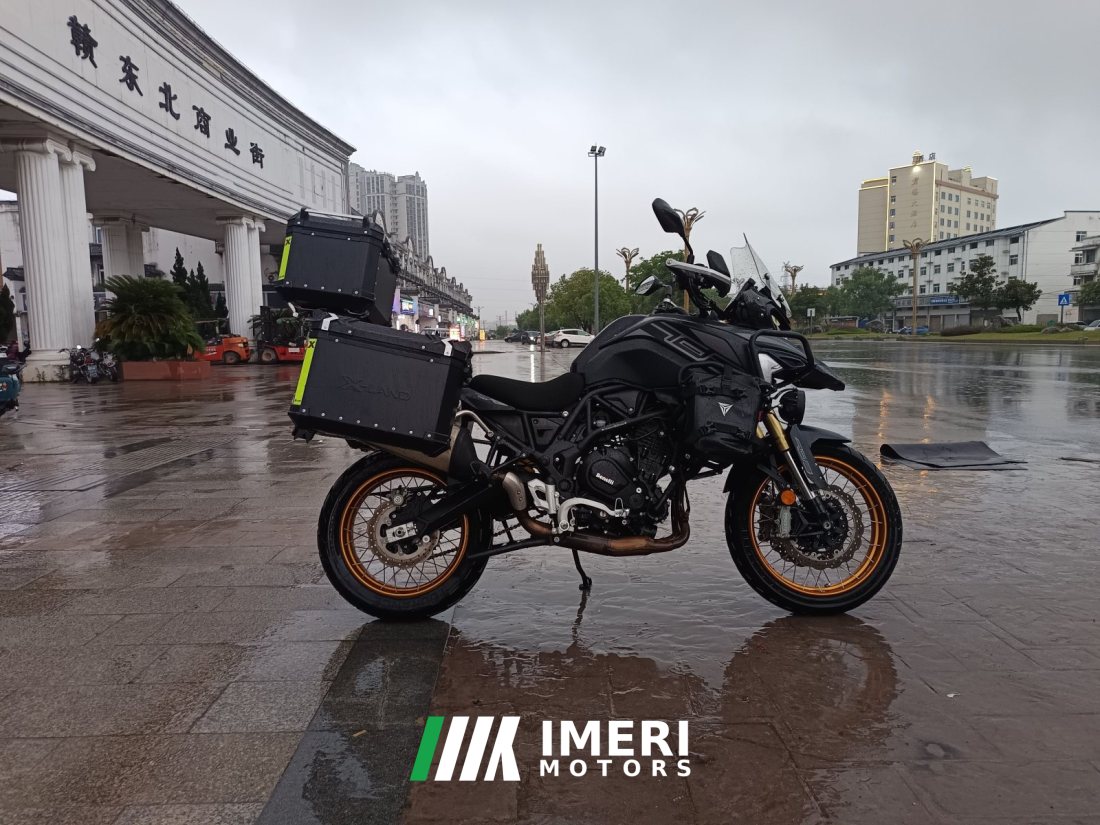 Benelli TRK702 700 cc - мотоцикл из Китая