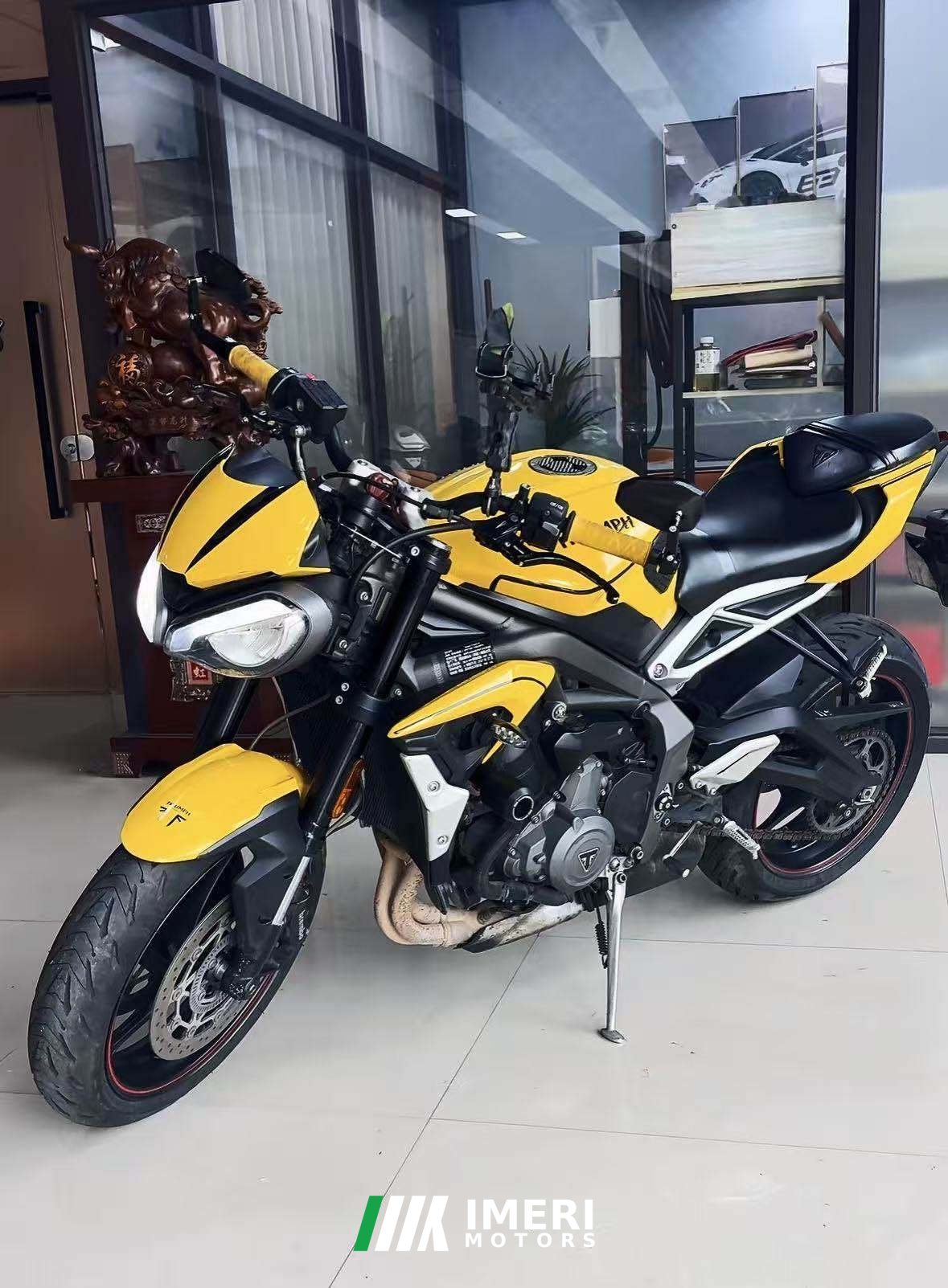 2021 Triumph Street Triple 765