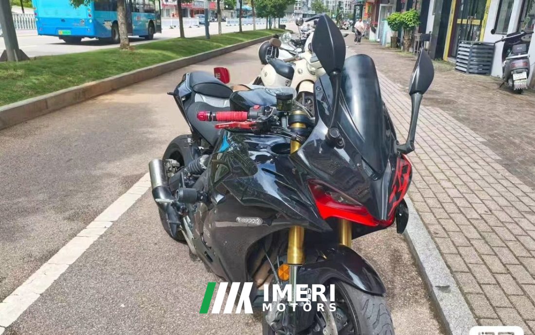 QJMOTOR Sai 600 - motorcycle from China