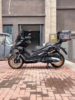 Voge SR450X 400 cc - ფოტო 3