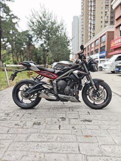Triumph Street Triple 765 - ფოტო 2