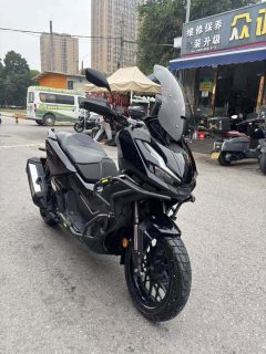 Honda ADV350 - ფოტო 2