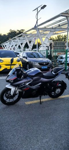 QJMOTOR SRK 250 - ფოტო 4