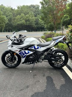 Haojue Suzuki GSX250R - ფოტო 4