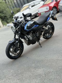 Honda CB500 Super Four - ფოტო 4