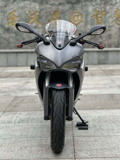 Ducati SuperSport 950 cc - ფოტო 4