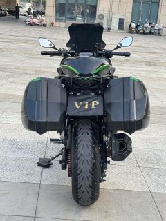Kawasaki Ninja 1000SX - ფოტო 4