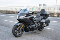 Honda Gold Wing GL1800 - photo 1