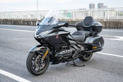Honda Gold Wing GL1800 - ფოტო 1