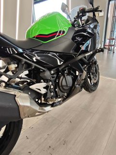 Kawasaki Ninja 400 - ფოტო 1