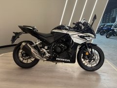 Honda CBR400R - ფოტო 4