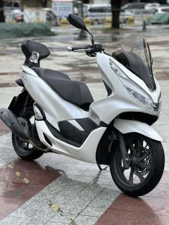 Honda PCX 150 Hybrid - фото 1