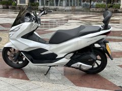 Honda PCX 150 Hybrid - фото 6