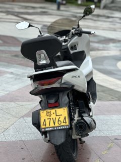 Honda PCX 150 Hybrid - фото 8