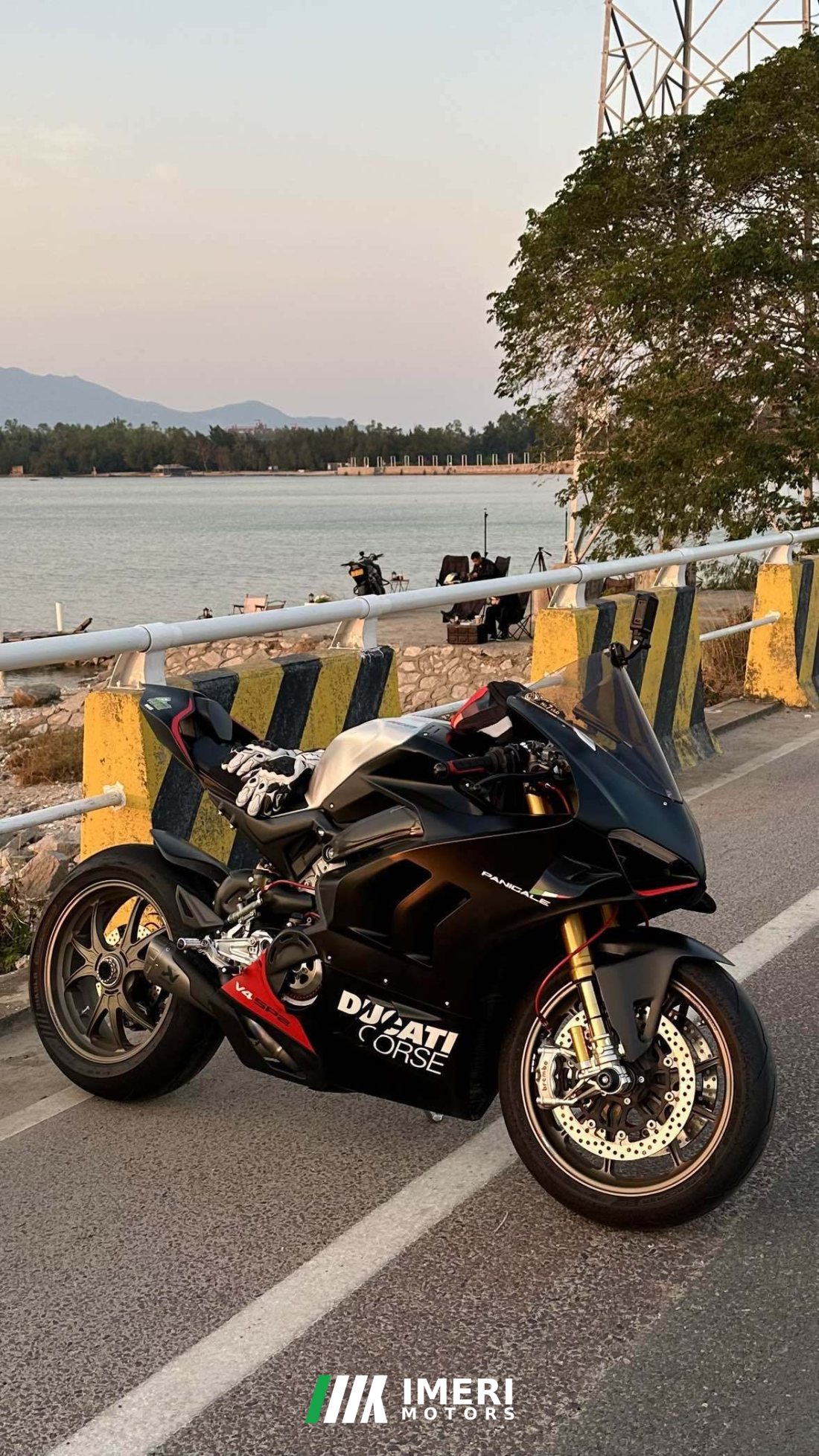 Ducati Panigale V4 1100 cc - მოტოციკლი ჩინეთიდან