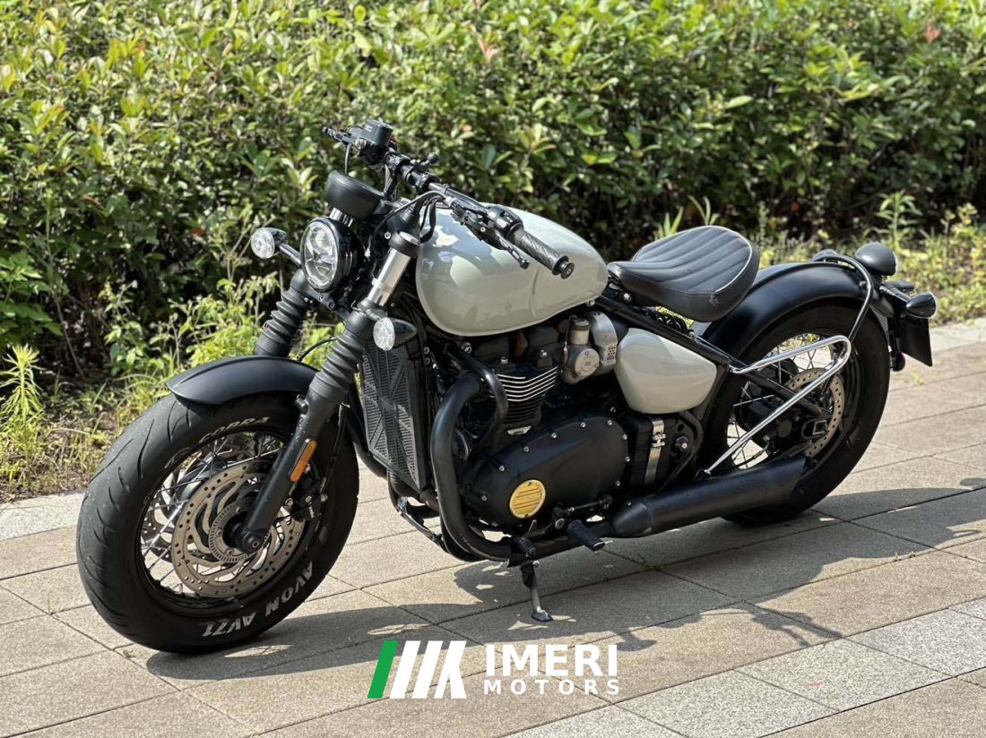 Triumph Bonneville Bobber 1200 cc - მოტოციკლი ჩინეთიდან