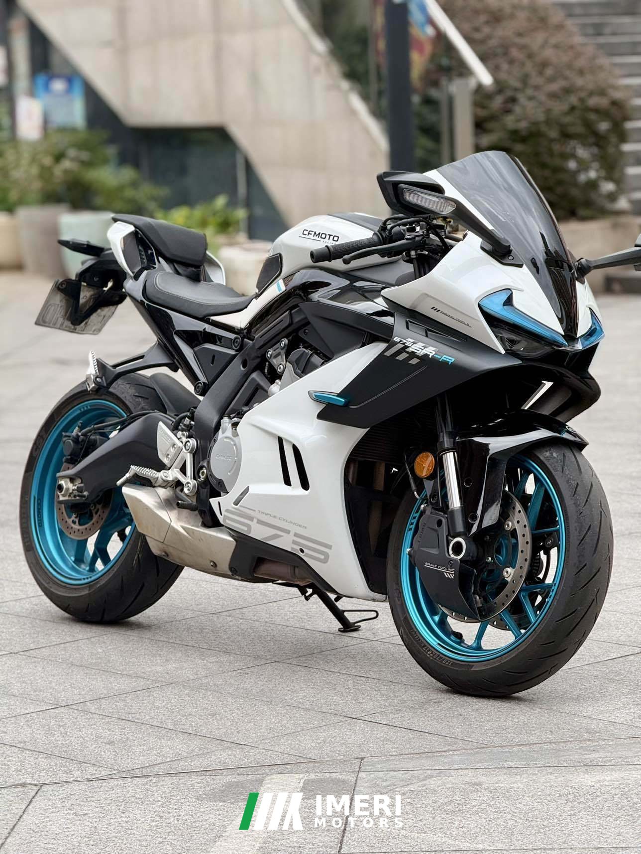 2024 CFMOTO 675SR-R