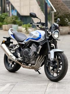 Honda CB500 Super Four - ფოტო 1
