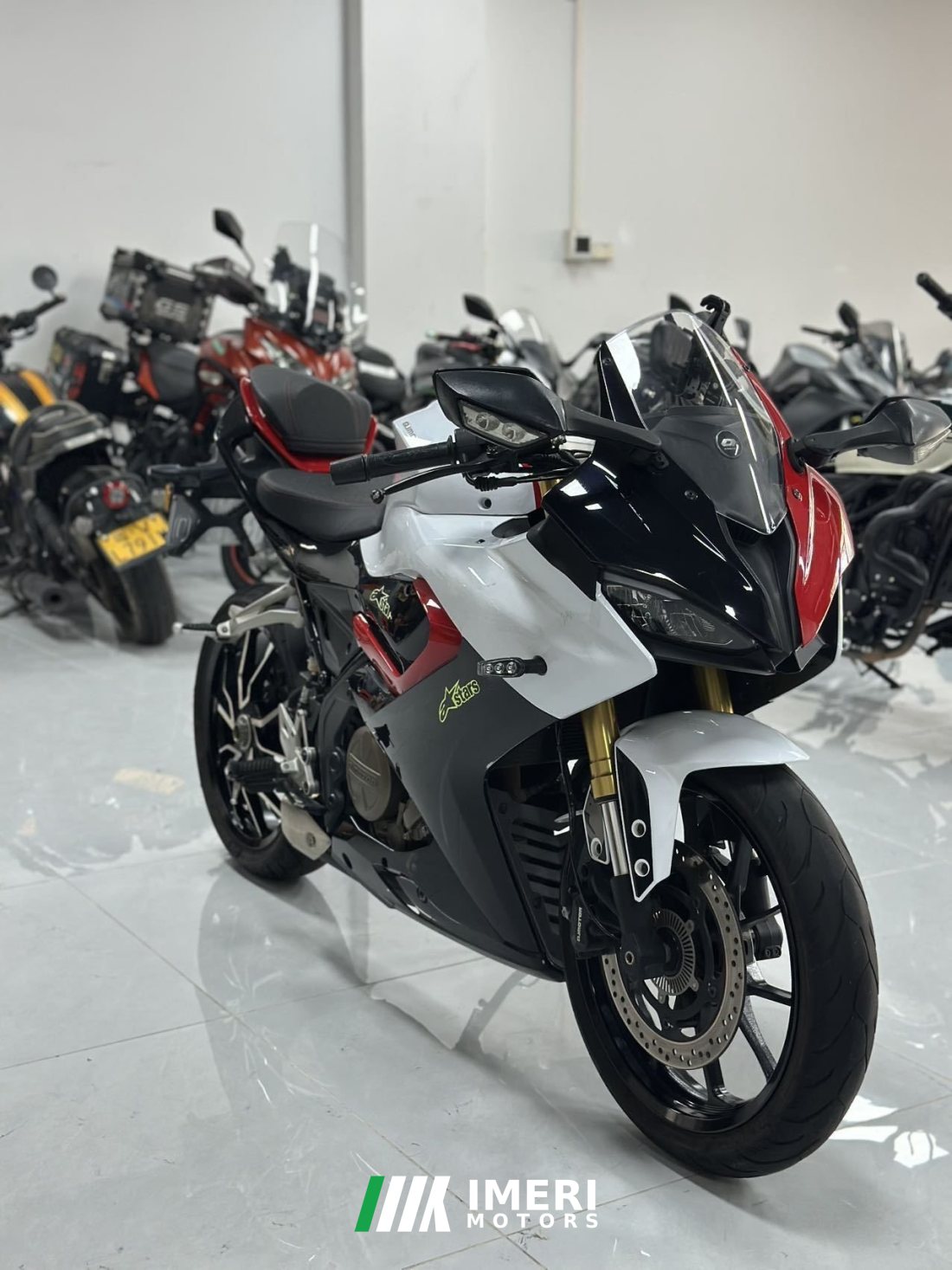 QJMOTOR SRK 250 - მოტოციკლი ჩინეთიდან