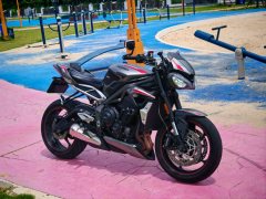 Triumph Street Triple 765 - ფოტო 1