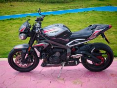 Triumph Street Triple 765 - ფოტო 5
